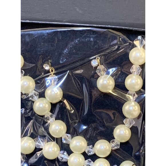 New Avon Lucy Pearlesque 3 Piece Gift Set Cream (1568-A-B) - Picture 3 of 4